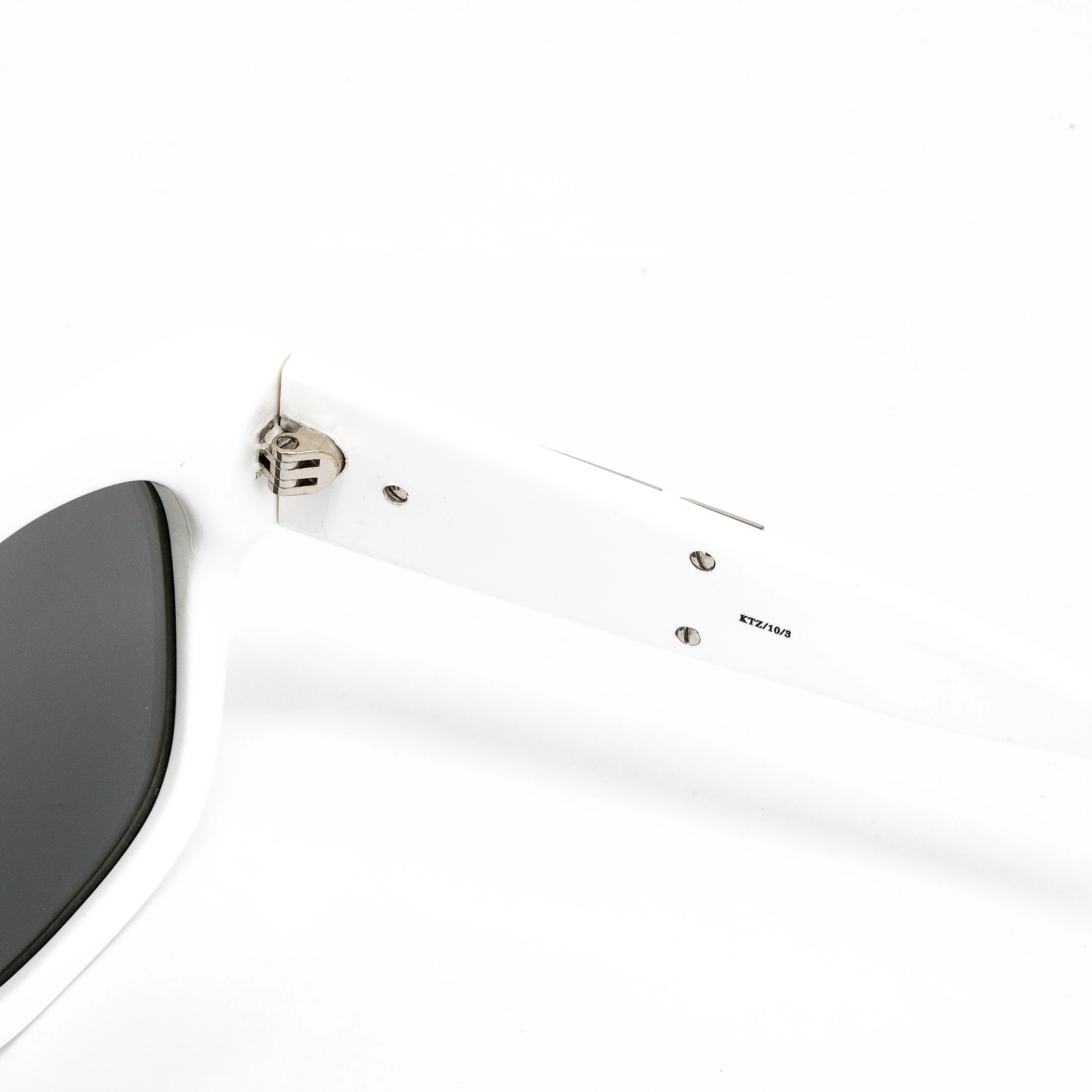 Kokon To Zai Unisex D-Frame Silver Sunglasses KTZ10C3SUN