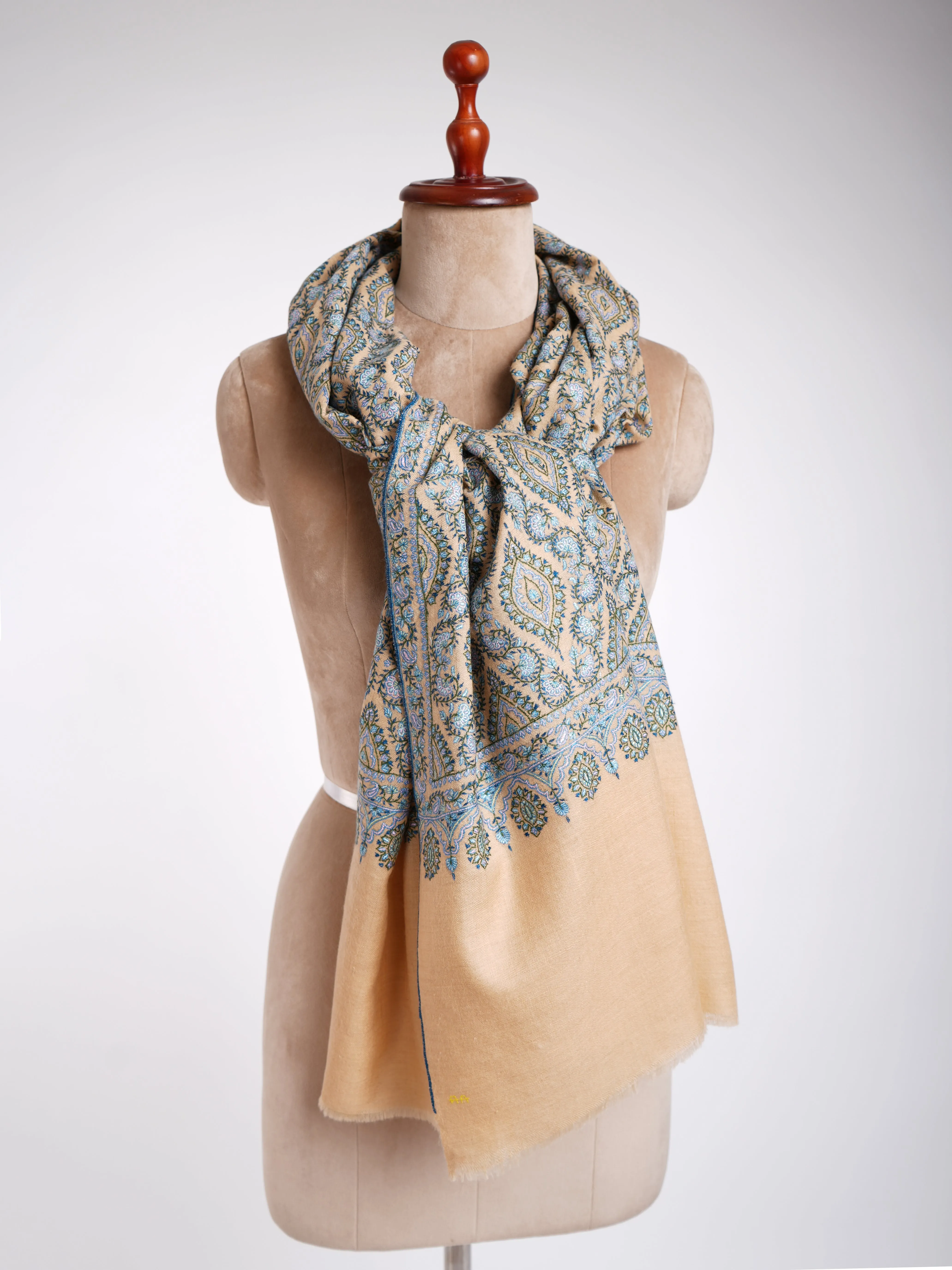 Sozni Jamavar Hand Embroidered Kashmiri Pashmina Shawl