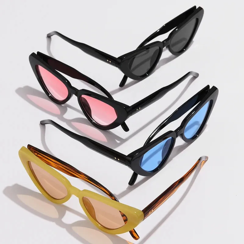 TEEK - Cat Eye Fashion Sunglasses